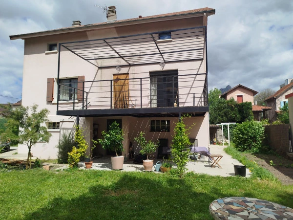 Pergola canisse sur mesure